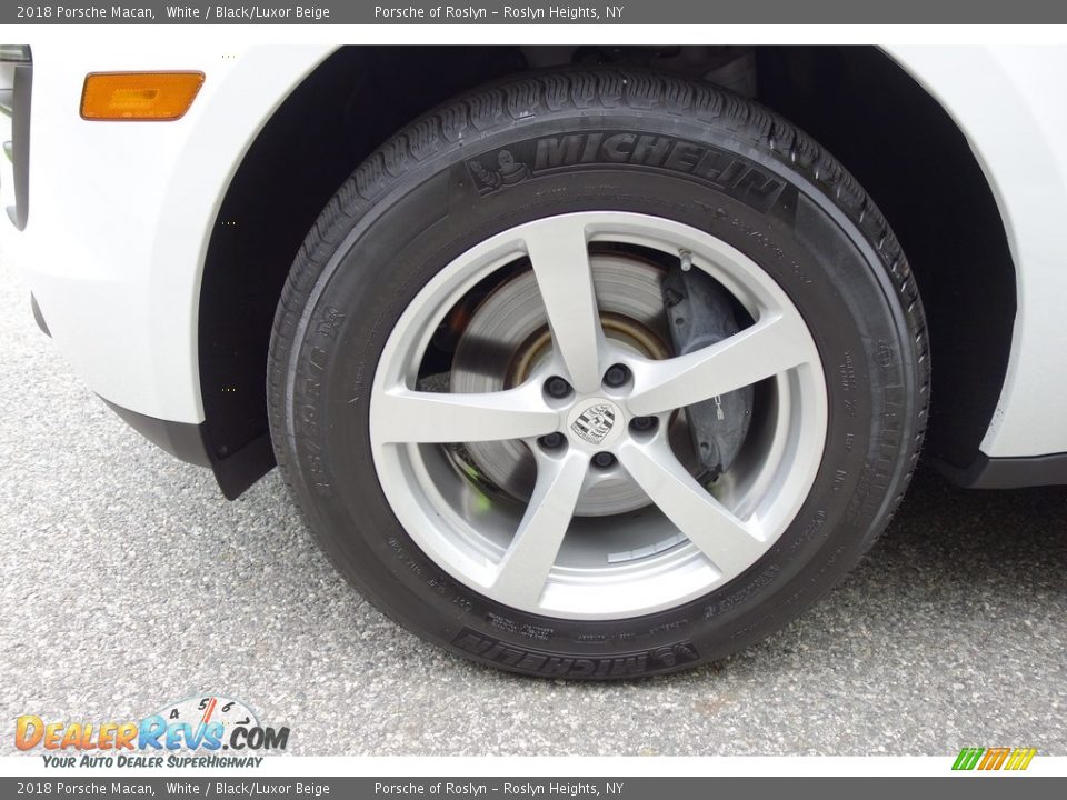 2018 Porsche Macan White / Black/Luxor Beige Photo #9