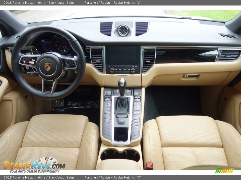 2018 Porsche Macan White / Black/Luxor Beige Photo #14