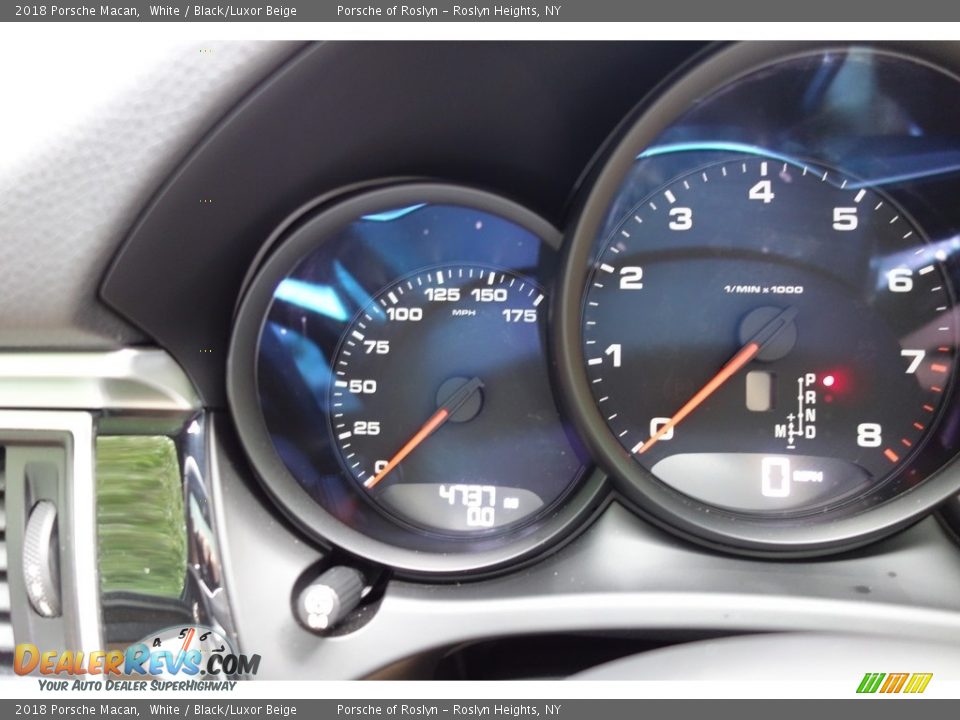 2018 Porsche Macan White / Black/Luxor Beige Photo #20