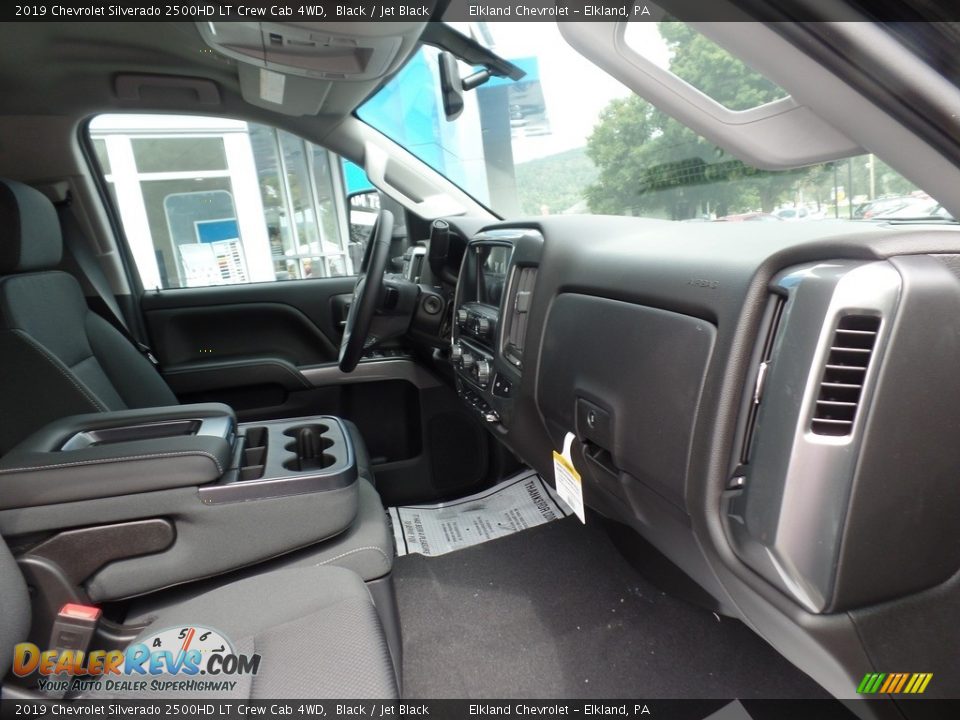 2019 Chevrolet Silverado 2500HD LT Crew Cab 4WD Black / Jet Black Photo #19