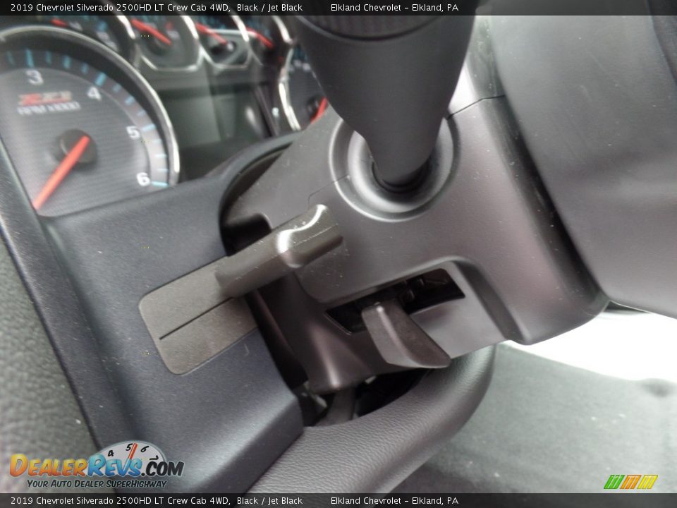 2019 Chevrolet Silverado 2500HD LT Crew Cab 4WD Black / Jet Black Photo #29