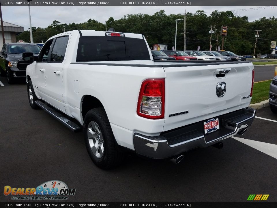 2019 Ram 1500 Big Horn Crew Cab 4x4 Bright White / Black Photo #4