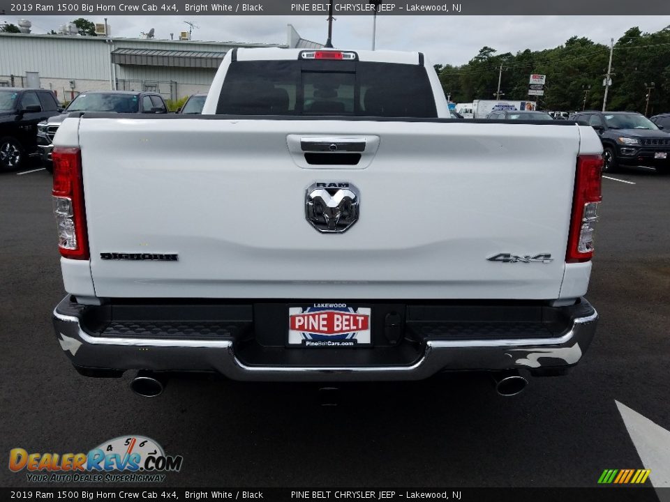 2019 Ram 1500 Big Horn Crew Cab 4x4 Bright White / Black Photo #5