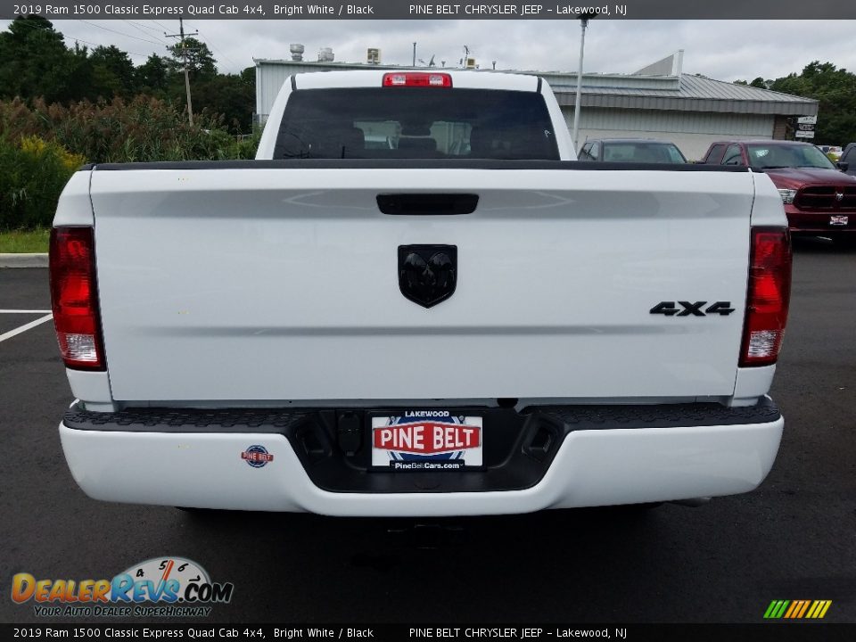 2019 Ram 1500 Classic Express Quad Cab 4x4 Bright White / Black Photo #5