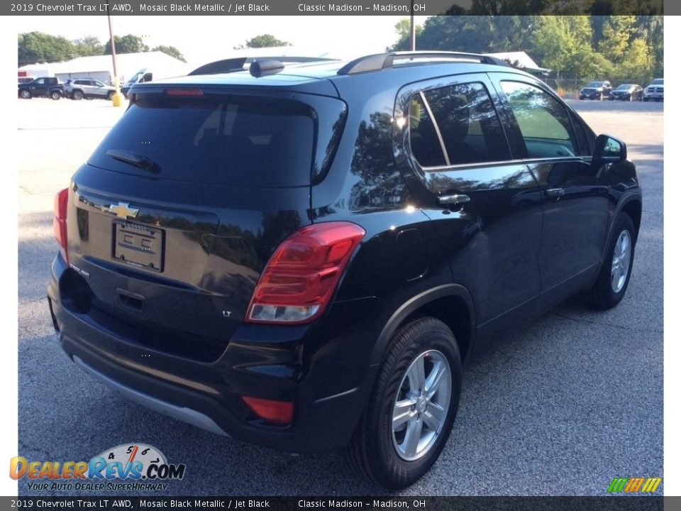 2019 Chevrolet Trax LT AWD Mosaic Black Metallic / Jet Black Photo #6