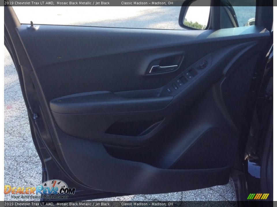 2019 Chevrolet Trax LT AWD Mosaic Black Metallic / Jet Black Photo #8