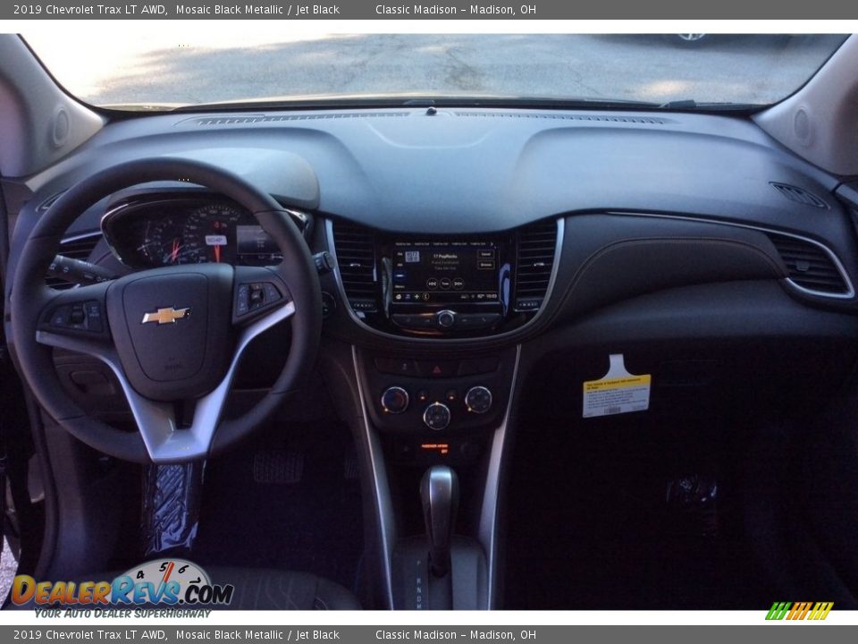 2019 Chevrolet Trax LT AWD Mosaic Black Metallic / Jet Black Photo #11