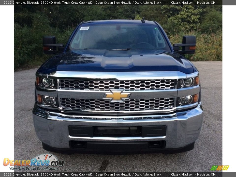 2019 Chevrolet Silverado 2500HD Work Truck Crew Cab 4WD Deep Ocean Blue Metallic / Dark Ash/Jet Black Photo #2