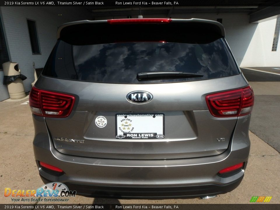 2019 Kia Sorento LX V6 AWD Titanium Silver / Satin Black Photo #3