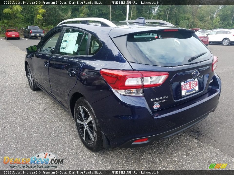 2019 Subaru Impreza 2.0i Premium 5-Door Dark Blue Pearl / Black Photo #4
