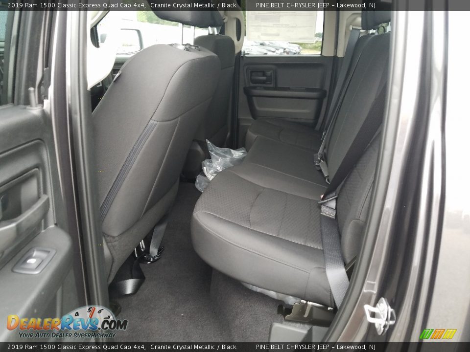 2019 Ram 1500 Classic Express Quad Cab 4x4 Granite Crystal Metallic / Black Photo #8