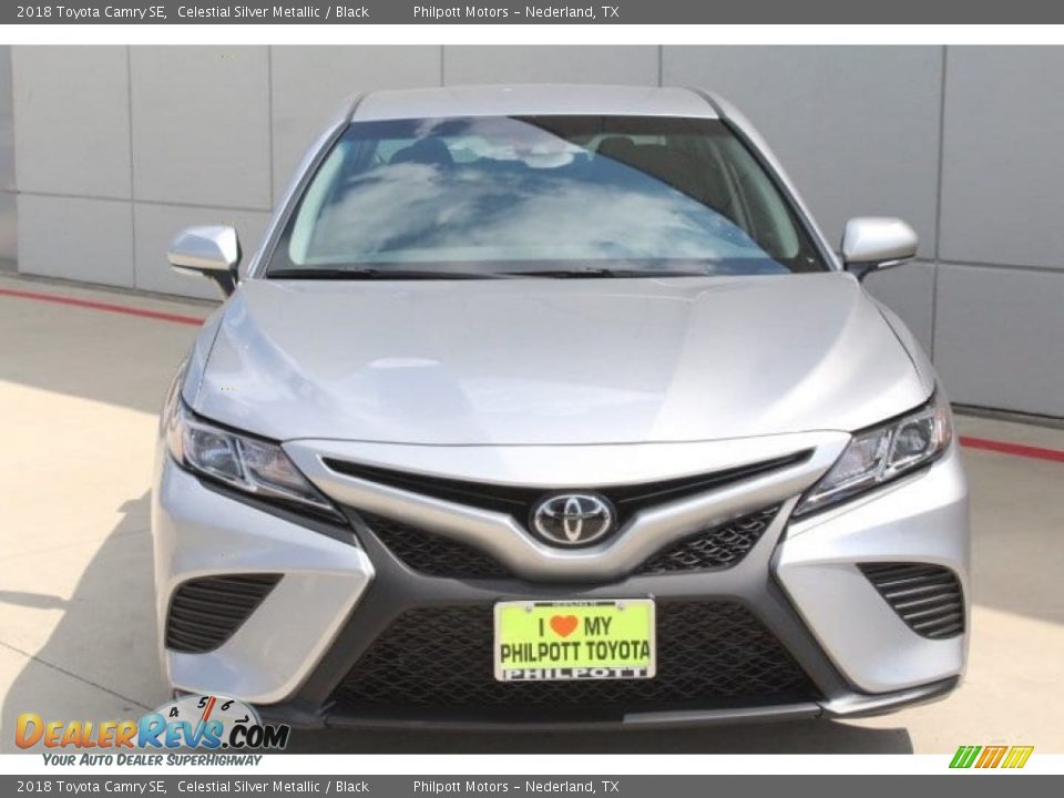 2018 Toyota Camry SE Celestial Silver Metallic / Black Photo #2