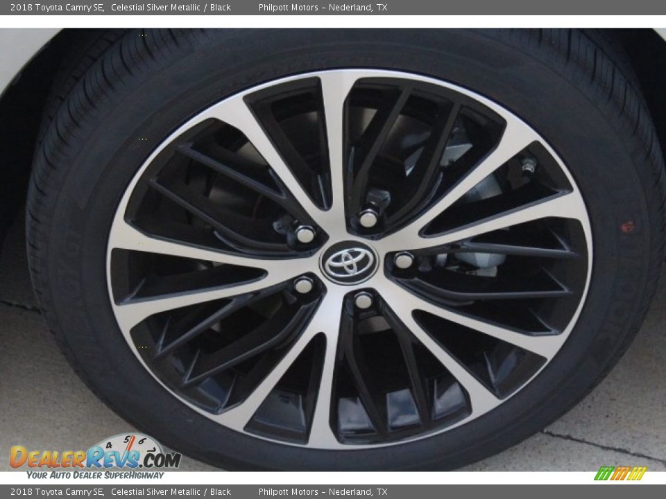 2018 Toyota Camry SE Celestial Silver Metallic / Black Photo #10