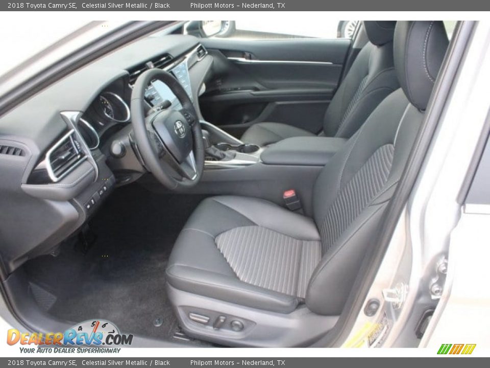 2018 Toyota Camry SE Celestial Silver Metallic / Black Photo #14