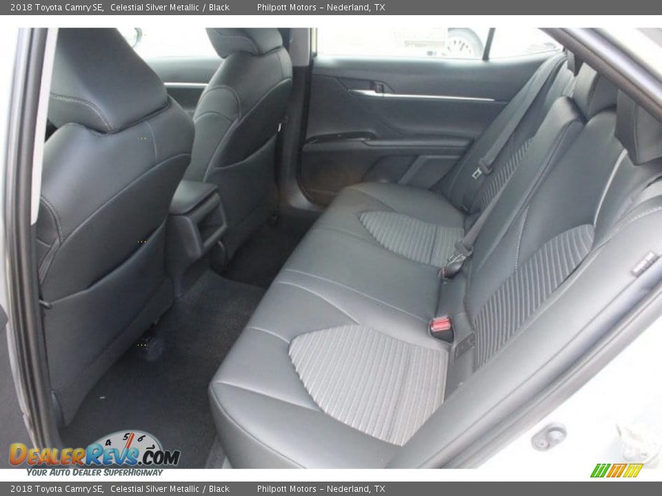 2018 Toyota Camry SE Celestial Silver Metallic / Black Photo #24