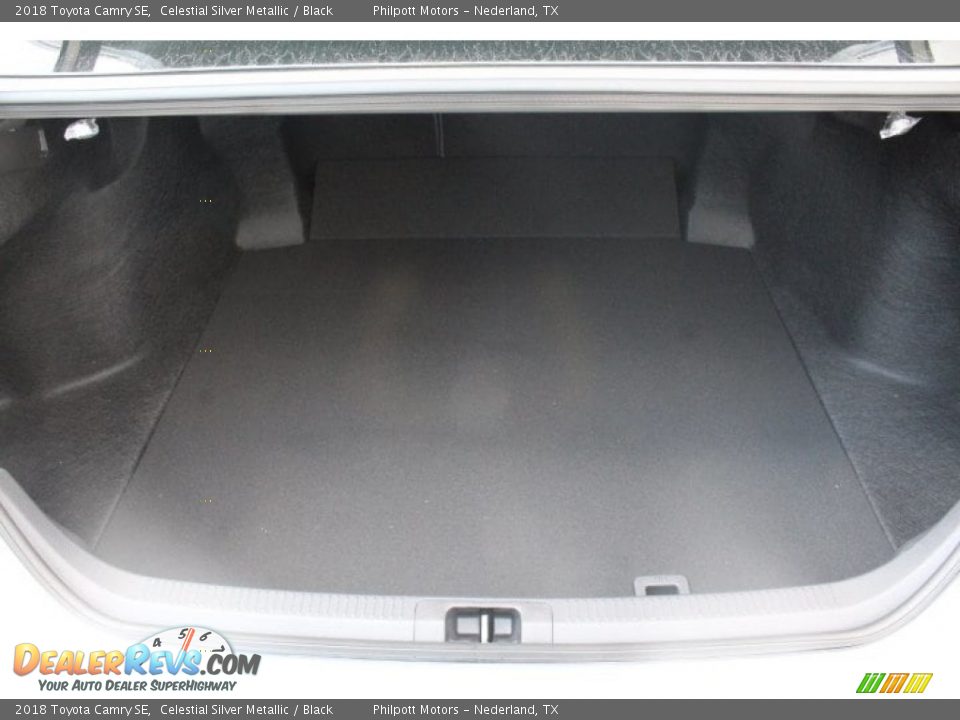 2018 Toyota Camry SE Celestial Silver Metallic / Black Photo #27