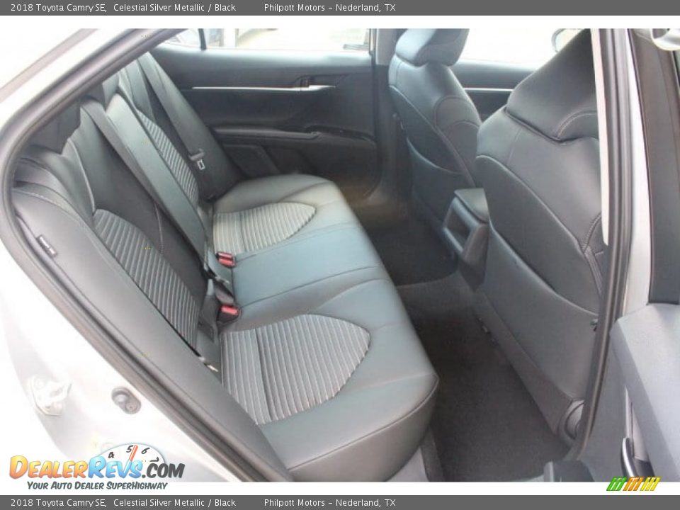 2018 Toyota Camry SE Celestial Silver Metallic / Black Photo #29