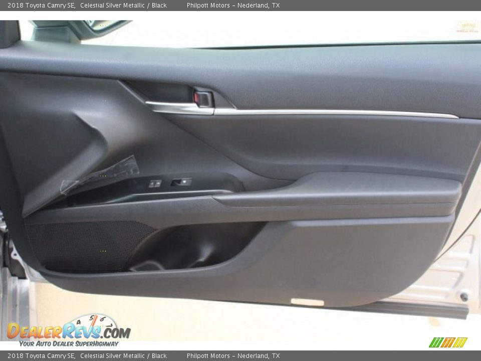 2018 Toyota Camry SE Celestial Silver Metallic / Black Photo #30