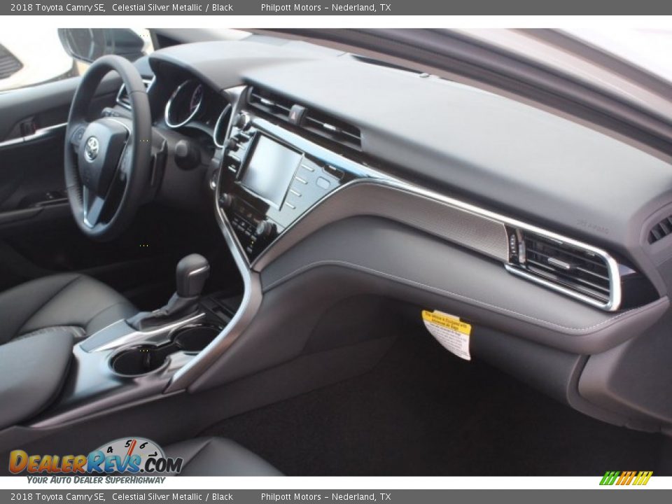 2018 Toyota Camry SE Celestial Silver Metallic / Black Photo #31