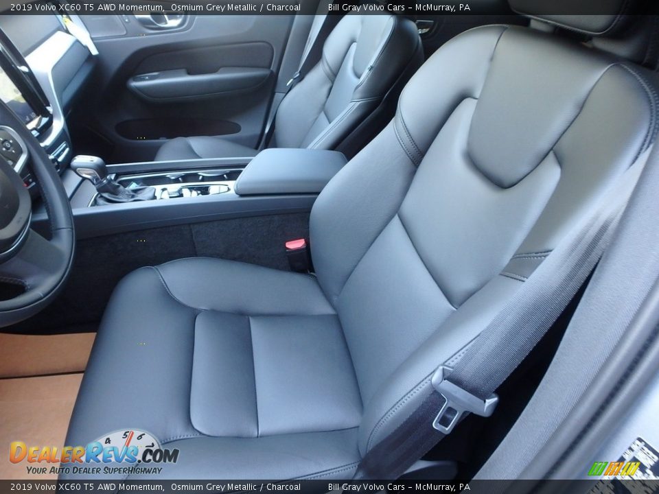 Front Seat of 2019 Volvo XC60 T5 AWD Momentum Photo #7