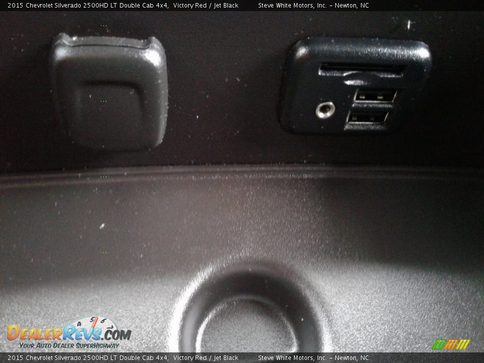 2015 Chevrolet Silverado 2500HD LT Double Cab 4x4 Victory Red / Jet Black Photo #27