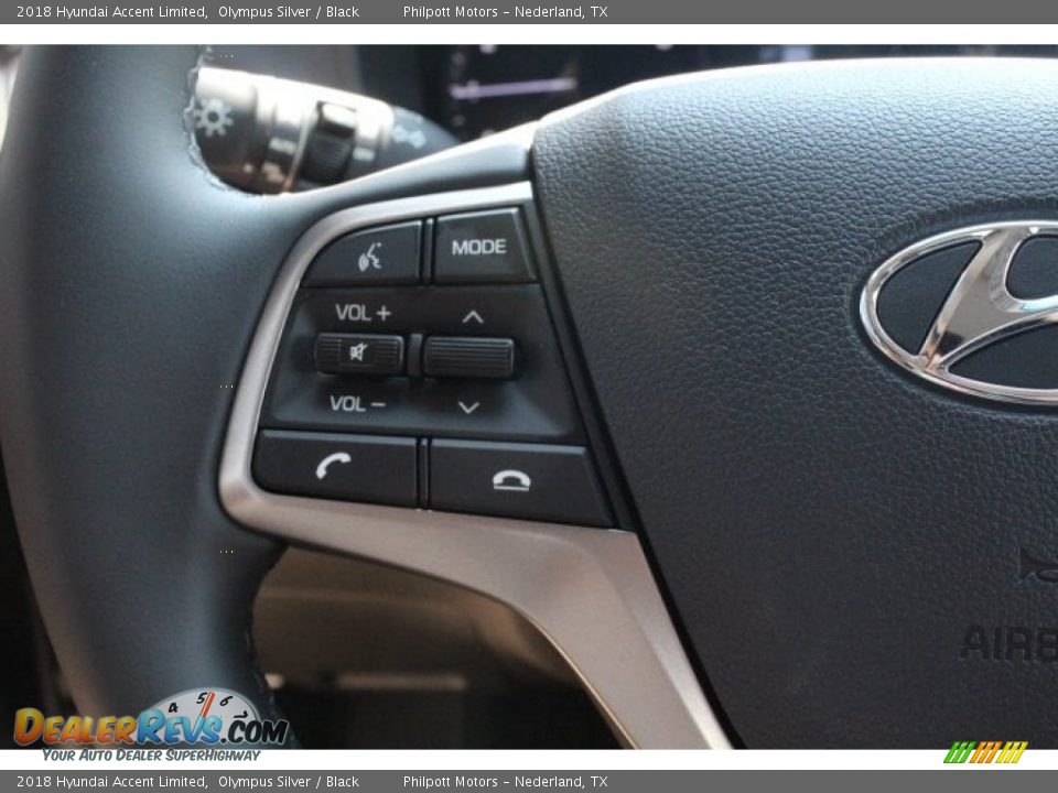 2018 Hyundai Accent Limited Olympus Silver / Black Photo #16