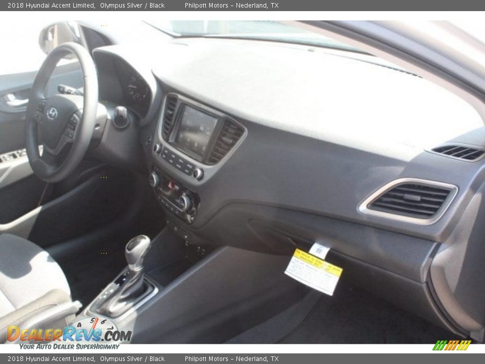 2018 Hyundai Accent Limited Olympus Silver / Black Photo #27