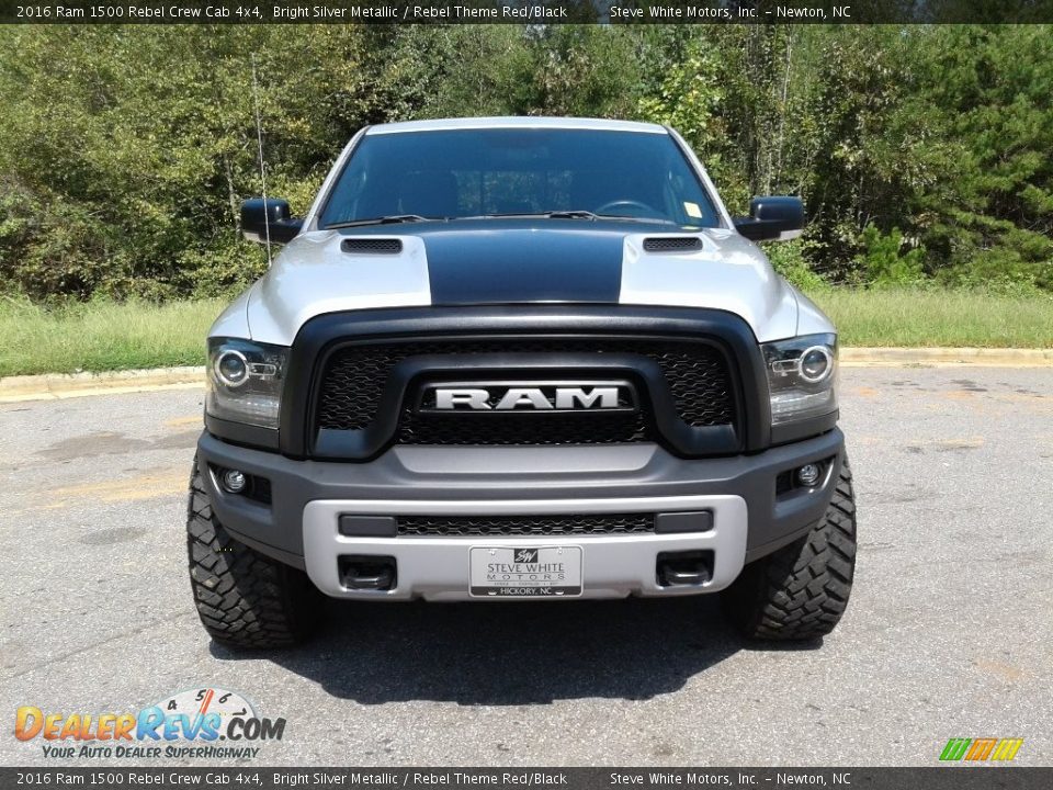 2016 Ram 1500 Rebel Crew Cab 4x4 Bright Silver Metallic / Rebel Theme Red/Black Photo #3