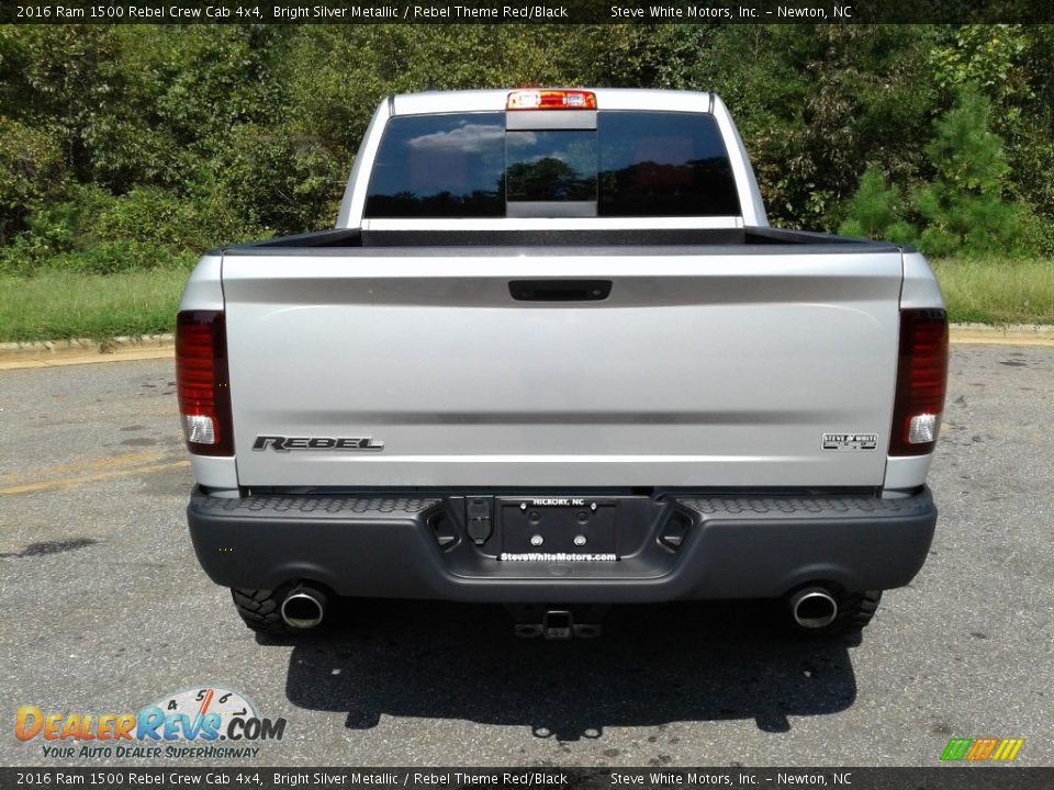 2016 Ram 1500 Rebel Crew Cab 4x4 Bright Silver Metallic / Rebel Theme Red/Black Photo #7
