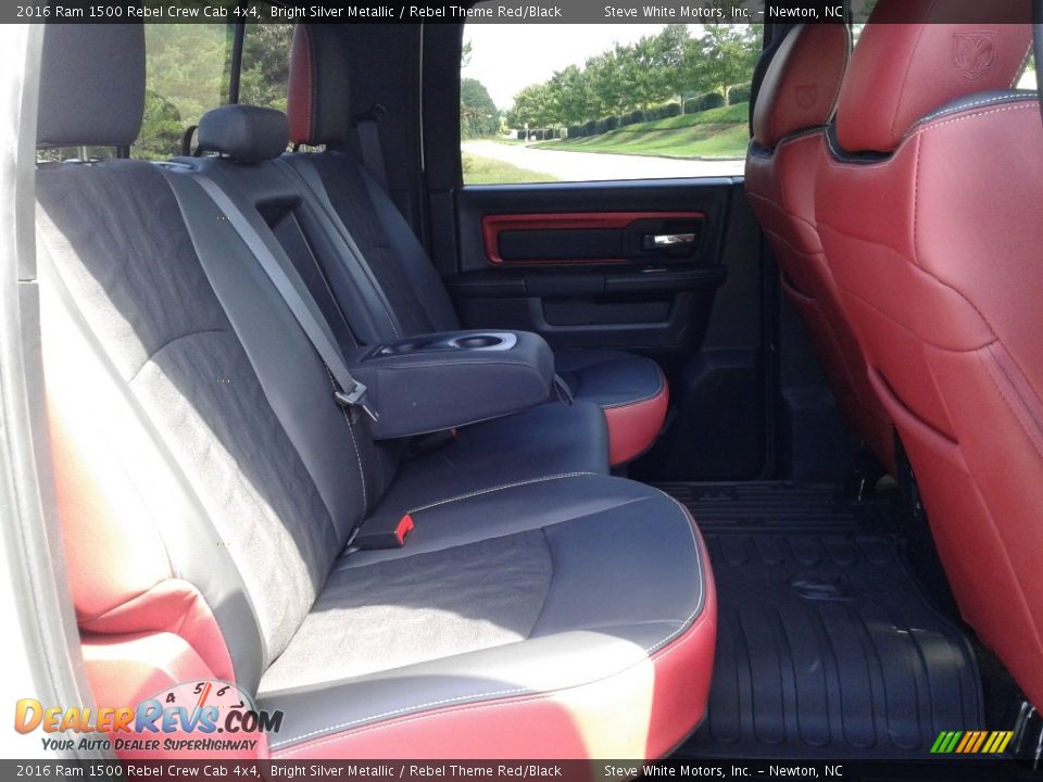 2016 Ram 1500 Rebel Crew Cab 4x4 Bright Silver Metallic / Rebel Theme Red/Black Photo #14