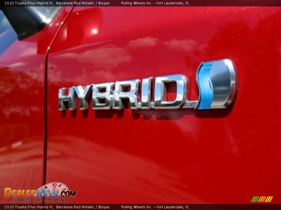 2010 Toyota Prius Hybrid IV Barcelona Red Metallic / Bisque Photo #2