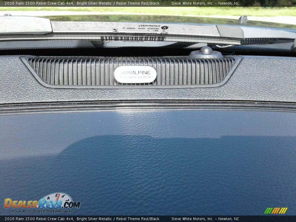 2016 Ram 1500 Rebel Crew Cab 4x4 Bright Silver Metallic / Rebel Theme Red/Black Photo #31