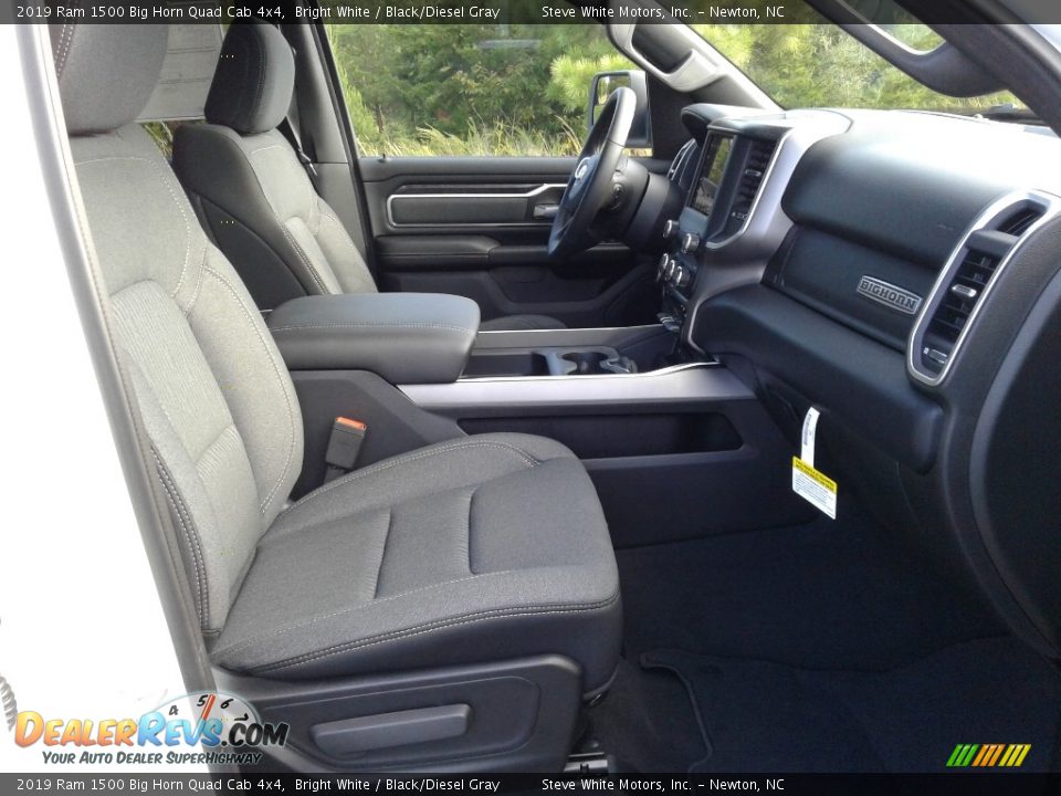 2019 Ram 1500 Big Horn Quad Cab 4x4 Bright White / Black/Diesel Gray Photo #15