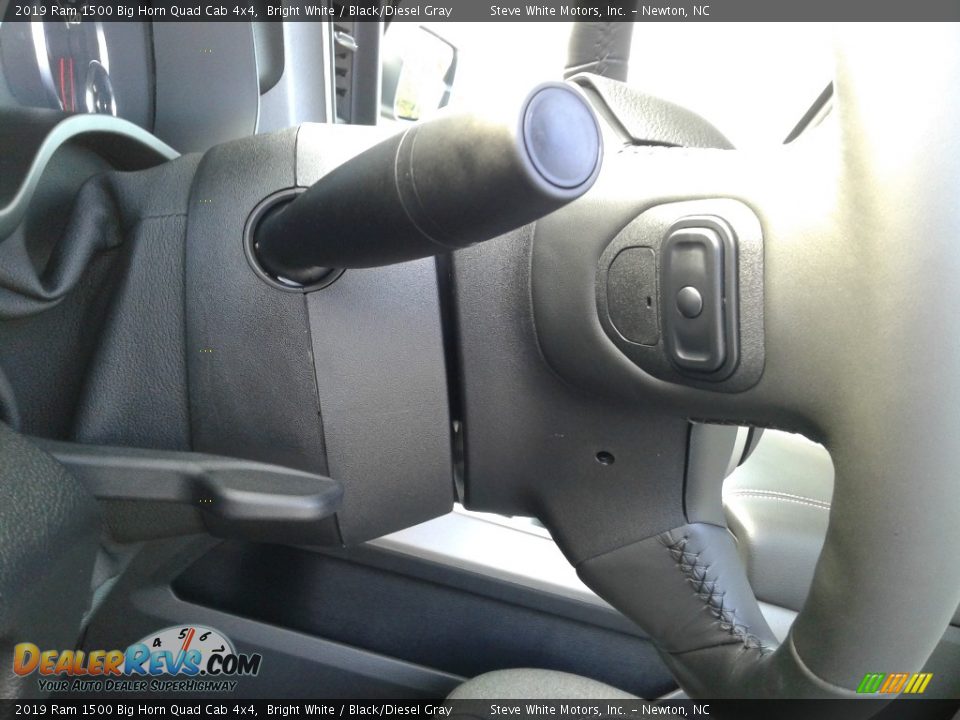 2019 Ram 1500 Big Horn Quad Cab 4x4 Bright White / Black/Diesel Gray Photo #17