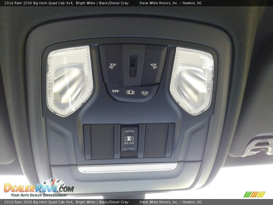 2019 Ram 1500 Big Horn Quad Cab 4x4 Bright White / Black/Diesel Gray Photo #28