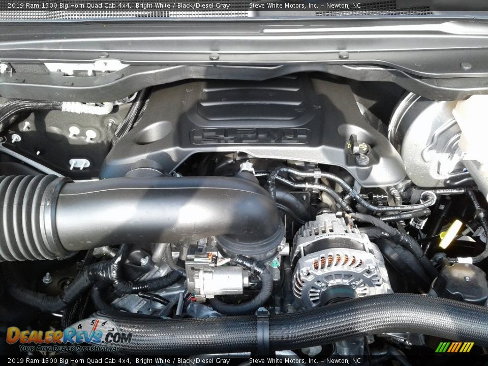 2019 Ram 1500 Big Horn Quad Cab 4x4 Bright White / Black/Diesel Gray Photo #31