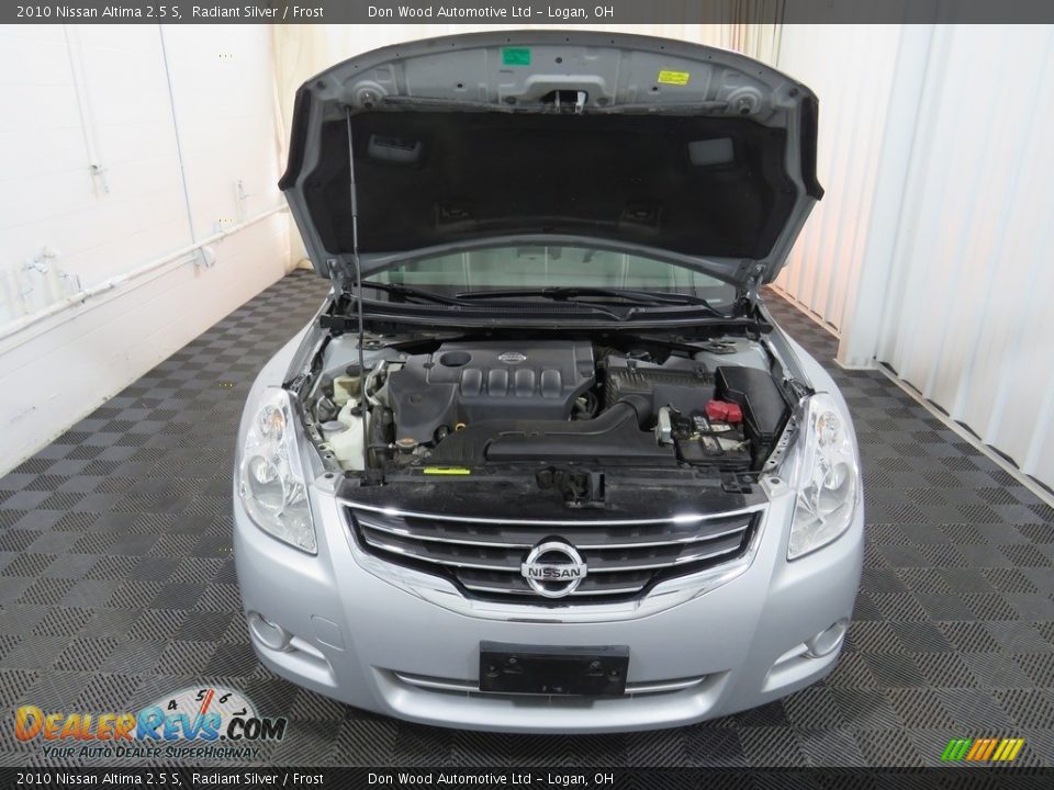 2010 Nissan Altima 2.5 S Radiant Silver / Frost Photo #4