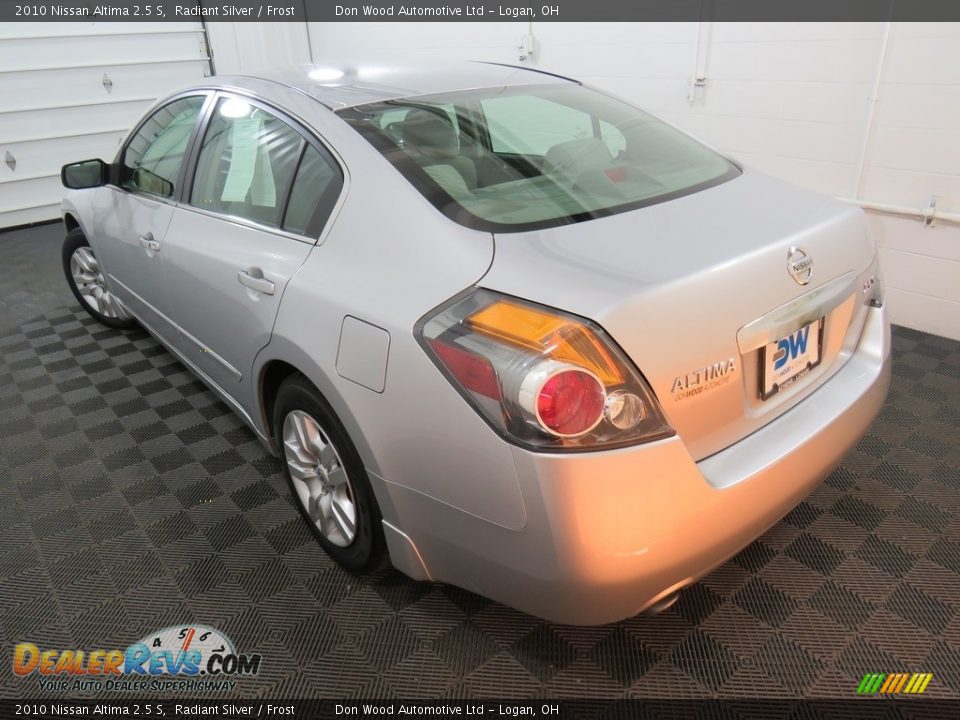 2010 Nissan Altima 2.5 S Radiant Silver / Frost Photo #9