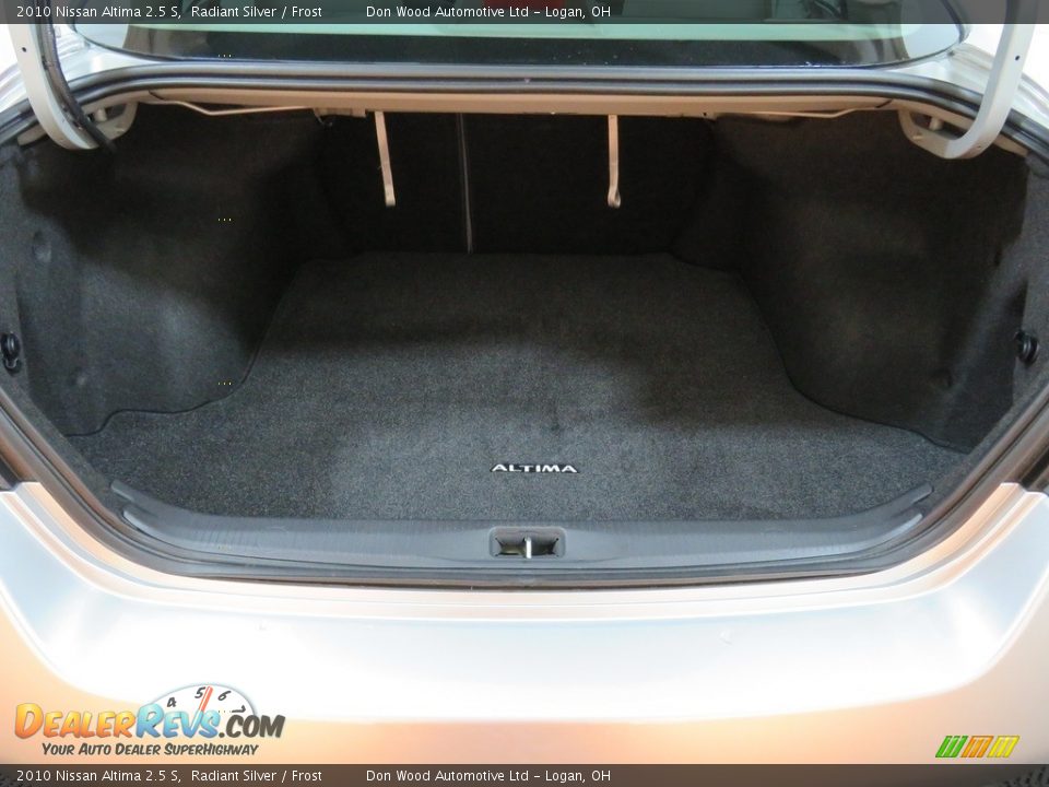 2010 Nissan Altima 2.5 S Radiant Silver / Frost Photo #12