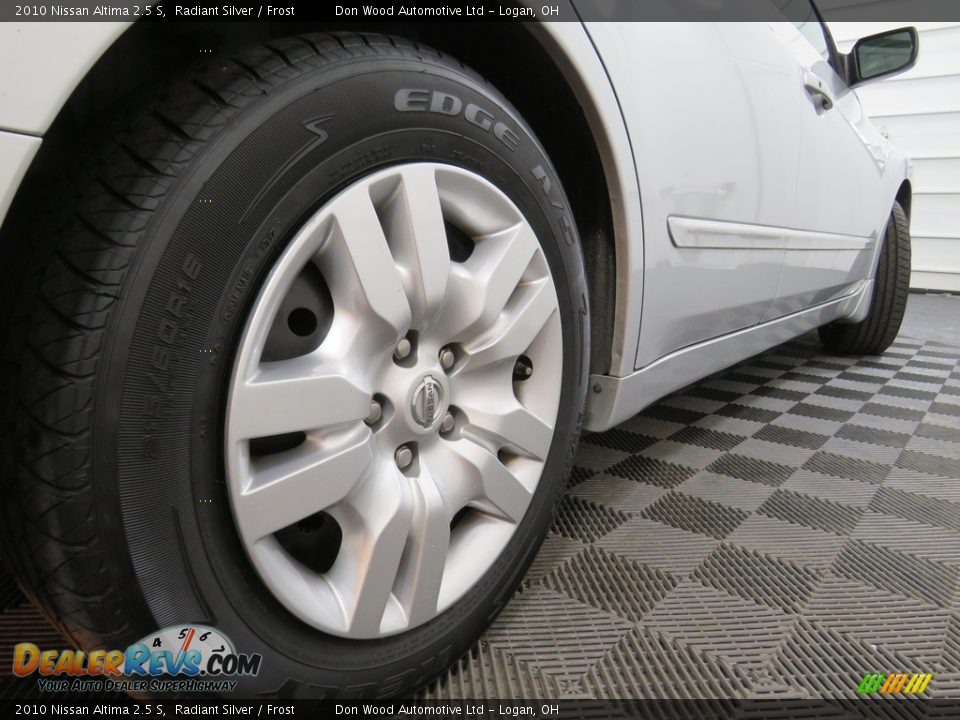 2010 Nissan Altima 2.5 S Radiant Silver / Frost Photo #15