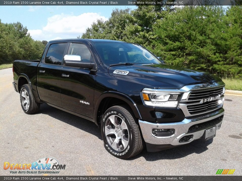 2019 Ram 1500 Laramie Crew Cab 4x4 Diamond Black Crystal Pearl / Black Photo #4