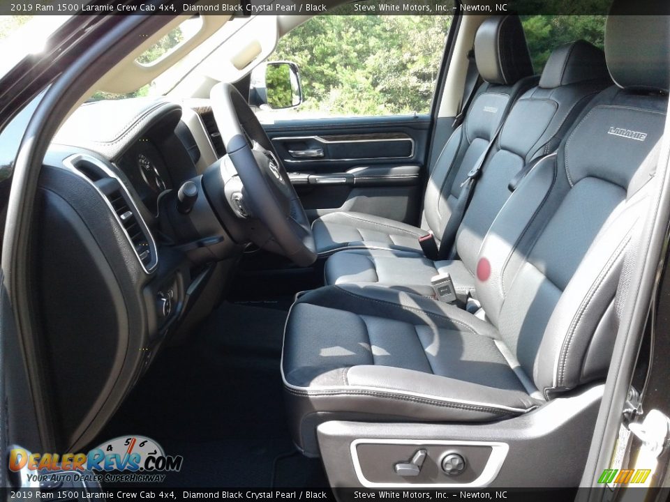 2019 Ram 1500 Laramie Crew Cab 4x4 Diamond Black Crystal Pearl / Black Photo #10