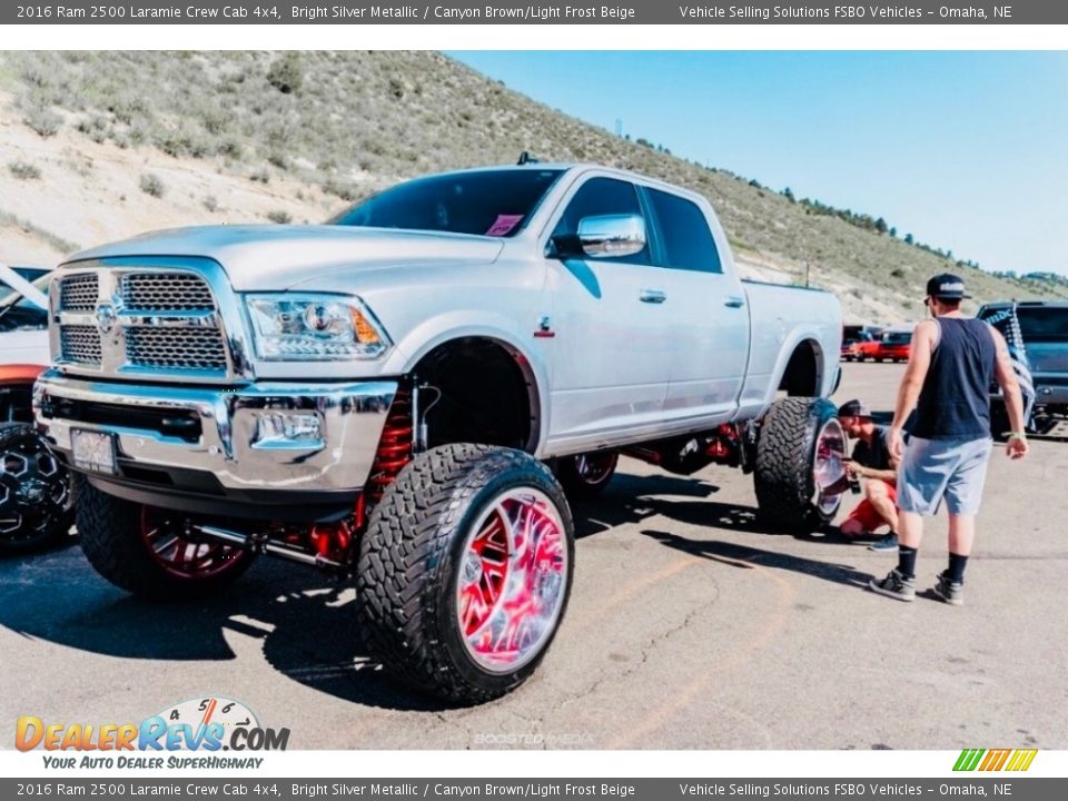 2016 Ram 2500 Laramie Crew Cab 4x4 Bright Silver Metallic / Canyon Brown/Light Frost Beige Photo #7