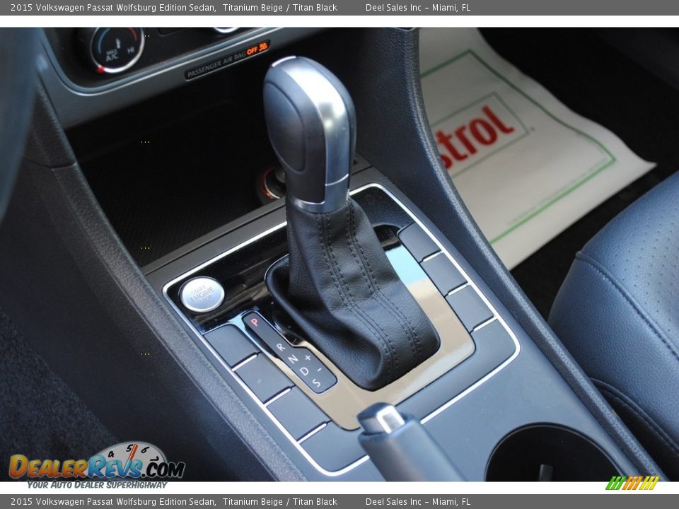 2015 Volkswagen Passat Wolfsburg Edition Sedan Titanium Beige / Titan Black Photo #14