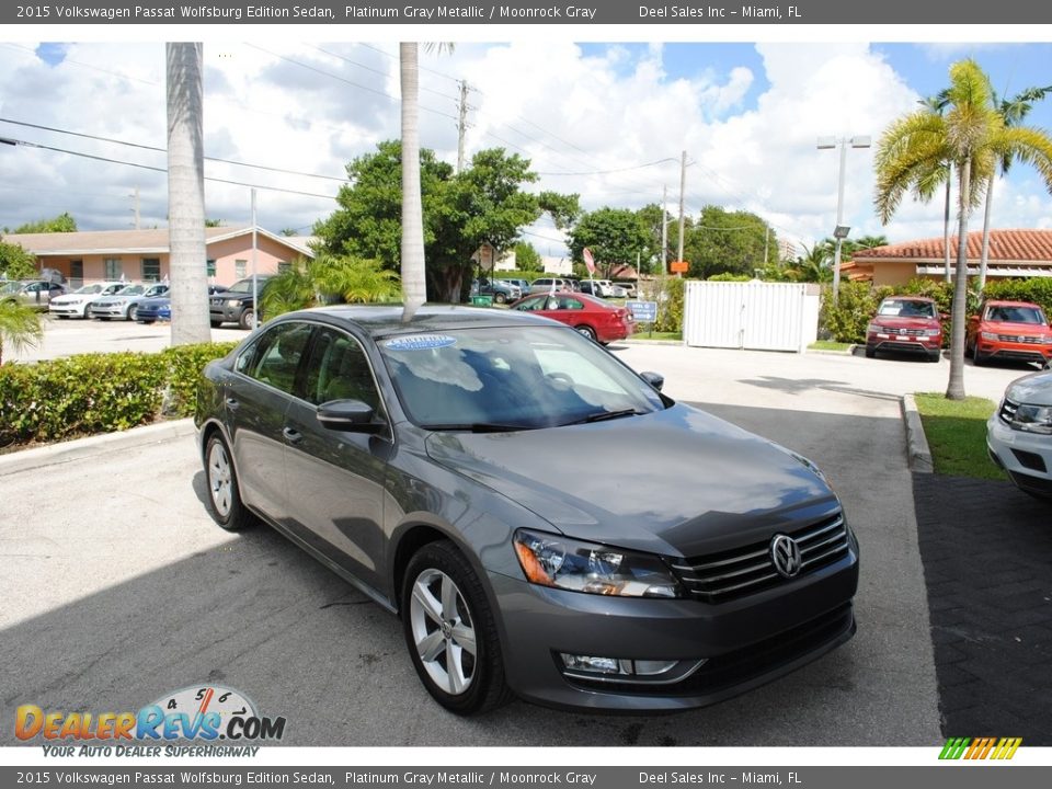2015 Volkswagen Passat Wolfsburg Edition Sedan Platinum Gray Metallic / Moonrock Gray Photo #1