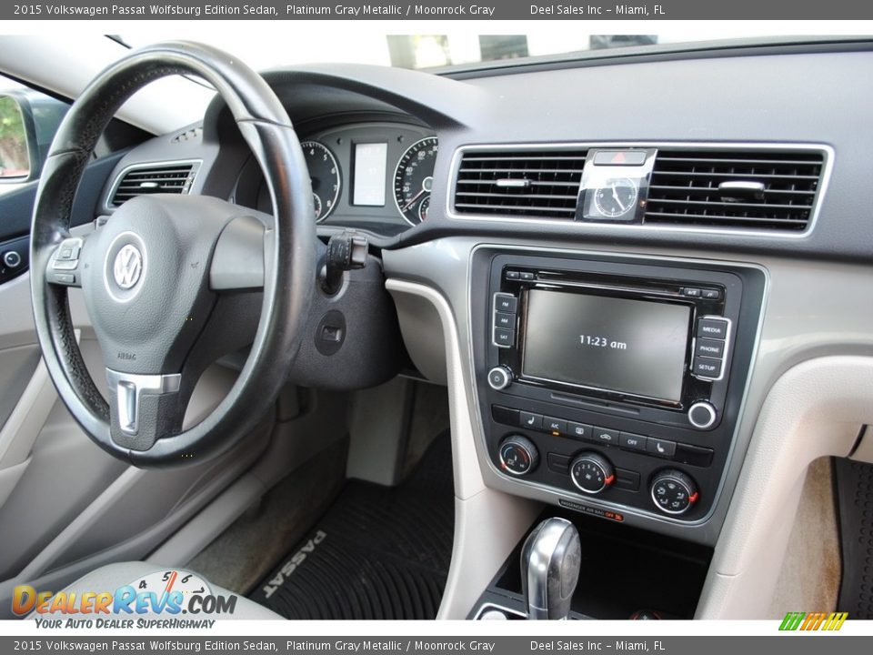 2015 Volkswagen Passat Wolfsburg Edition Sedan Platinum Gray Metallic / Moonrock Gray Photo #19