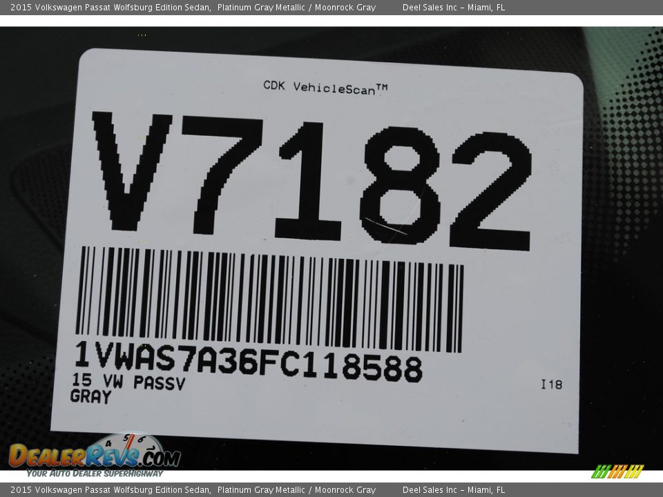 2015 Volkswagen Passat Wolfsburg Edition Sedan Platinum Gray Metallic / Moonrock Gray Photo #20