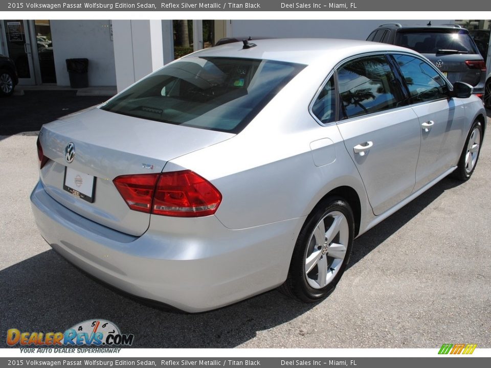 2015 Volkswagen Passat Wolfsburg Edition Sedan Reflex Silver Metallic / Titan Black Photo #9