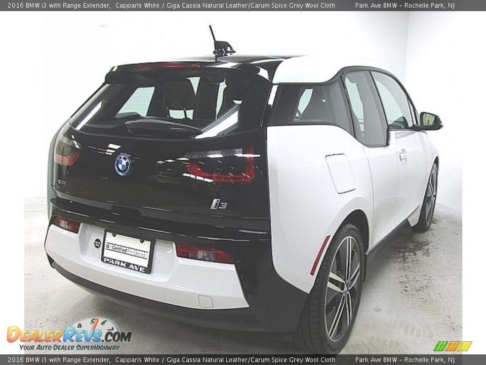 2016 BMW i3 with Range Extender Capparis White / Giga Cassia Natural Leather/Carum Spice Grey Wool Cloth Photo #5