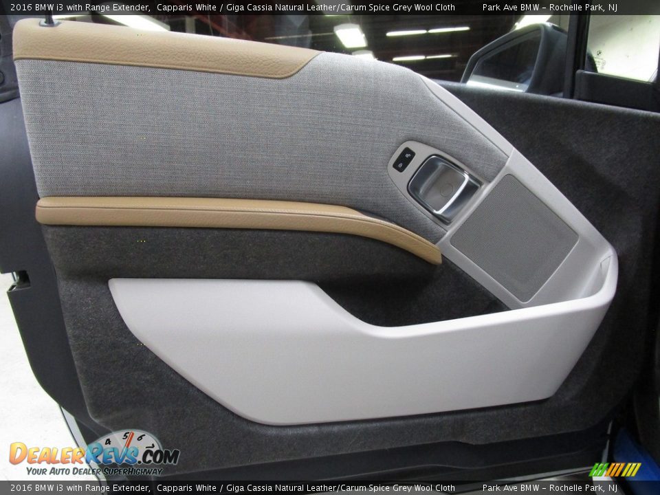 2016 BMW i3 with Range Extender Capparis White / Giga Cassia Natural Leather/Carum Spice Grey Wool Cloth Photo #9